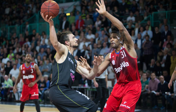 在这场比赛 在这场比赛