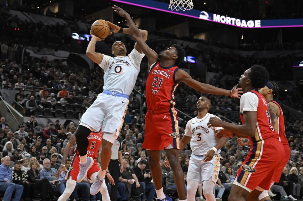 巴萨连续两 巴萨连续两